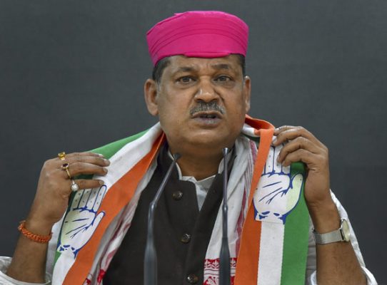 congress leader kirti azad claims foul play with evms in delhi