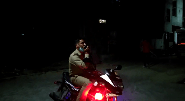 Covid-19:Noida Police is performing their duties amid the coronavirus outbreak in the nation