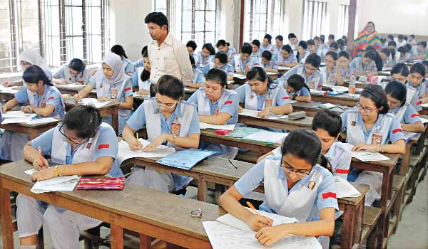 CBSE Board Class 10th, 12th Updates Big news about Academic Year, Curriculum and Marks Division