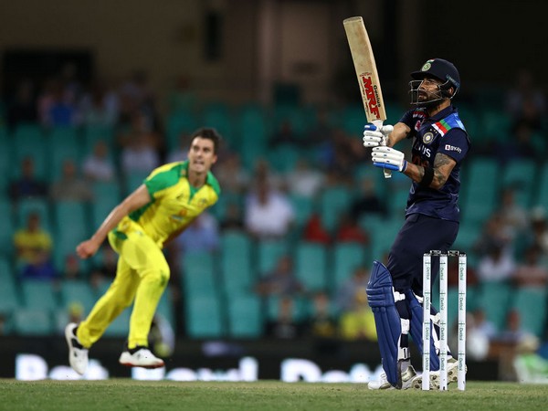 Ind vs Aus: कोहली ने अंतरराष्ट्रीय क्रिकेट में पूरे किए 22,000 रन