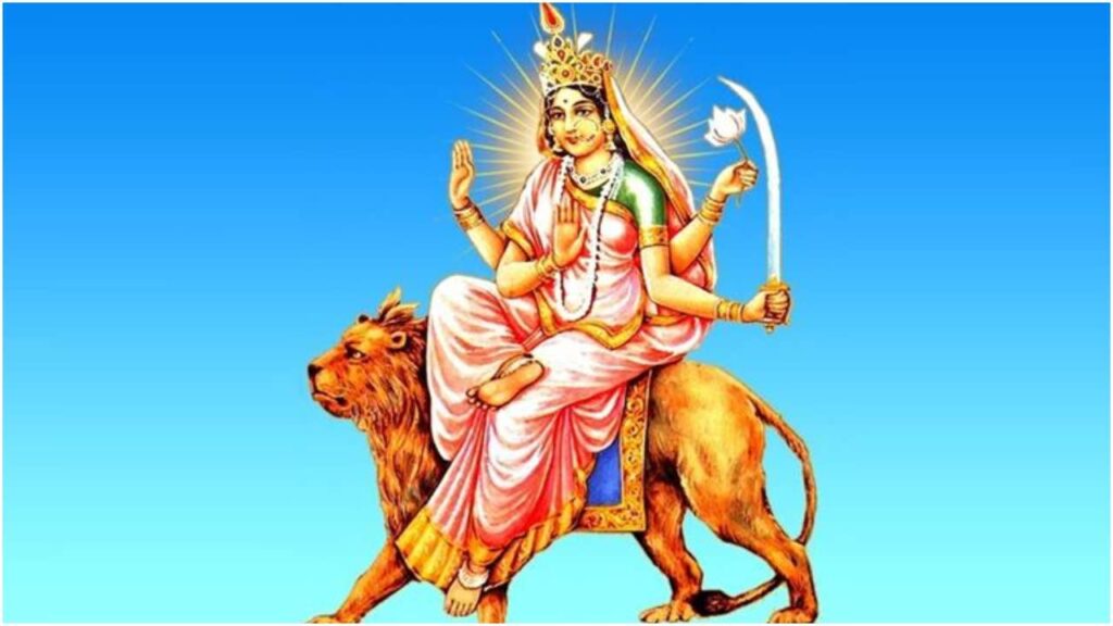 Katyayani Puja: नवरात्रि के छठे दिन यूं करे माँ कात्यायनी की आराधना