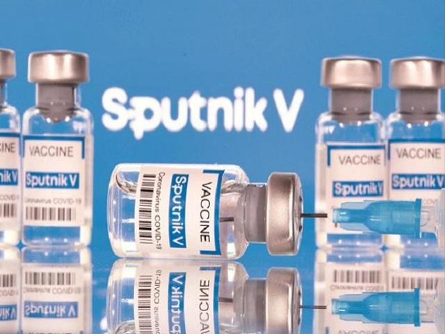 Sputnik V vaccines first lot to reach India on 1 May amid vaccine shortage