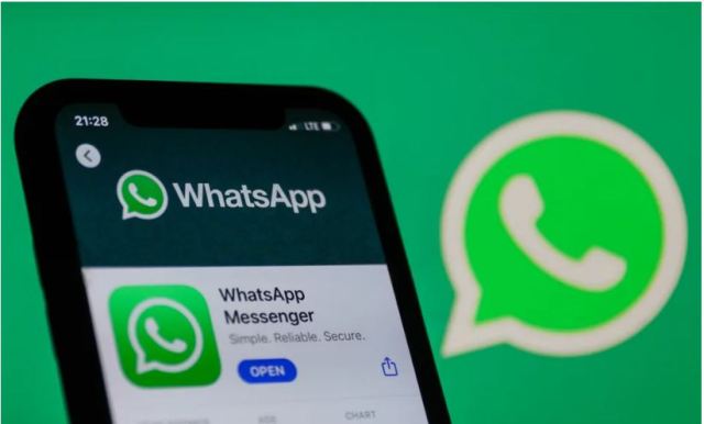 Whatsapp made changes easily send audio video with updated app