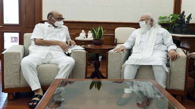 According to the Prime Minister's Office, just two days before the Monsoon Session, Nationalist Congress Party (NCP) supremo Sharad Pawar met Prime Minister Narendra Modi today (July 17, 2021). The conversation between the two lasted for about 50 minutes. The Prime Minister's Office tweeted that, "Rajya Sabha MP Shri Sharad Pawar called on Prime Minister Narendra Modi." The meeting is being held two days before the monsoon session of Parliament. The monsoon session of Parliament is starting from July 19. The government has listed 17 new bills to be introduced in the session, including three specifically to replace the recently issued ordinances. On the other hand, in Maharashtra, there was a sharp rise in political affairs amid reports of rift in the Maha Vikas Aghadi (MVA) coalition government.