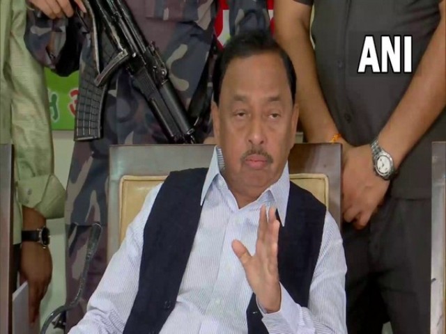Terming his arrest as an attempt to disrupt 'Jan Ashirwad Yatra', Union Minister and BJP leader Narayan Rane today (August 29, 2021) alleged that Shiv Sena promotes party leaders who speak against him. . Speaking during a press conference, he said that "It was bad luck during this visit. Some ministers who considered themselves President ordered my arrest. They were trying to stop my visit. Whatever in Shiv Sena was against Narayan. speaks he is promoted"