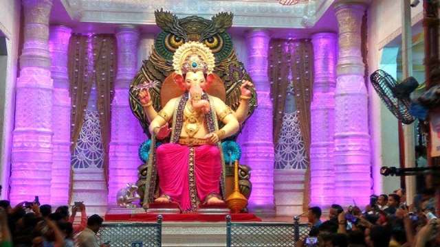 Ganesh Chaturthi 2021 is one of the big festivals celebrated in the state of Maharashtra and now amid the fear of third wave, the Uddhav Thackeray-led Maharashtra government recently issued a new SOP for Mumbai. Huh.