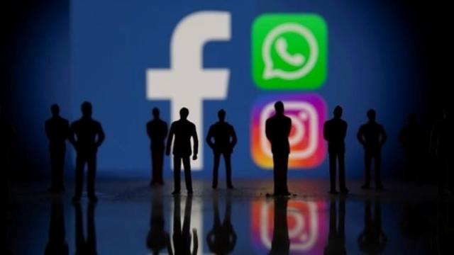 Facebook, WhatsApp, Instagram Server down: On Monday (October 4, 2021), Facebook, WhatsApp and Instagram stopped working, affecting millions of users badly.
