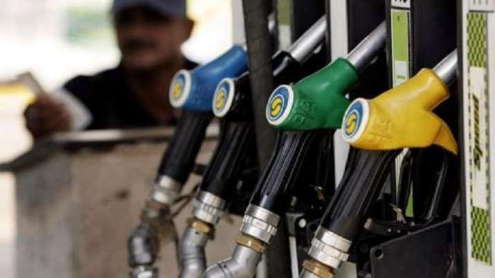 Petrol और Diesel की कीमतों में हुई लगातार चौथे दिन भी बढ़ोतरी