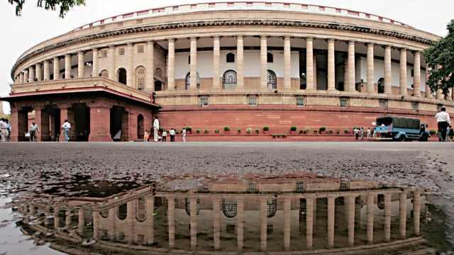Before the budget session of Parliament, the government has called an all-party meeting on January 31 to discuss the issues and legislative work.