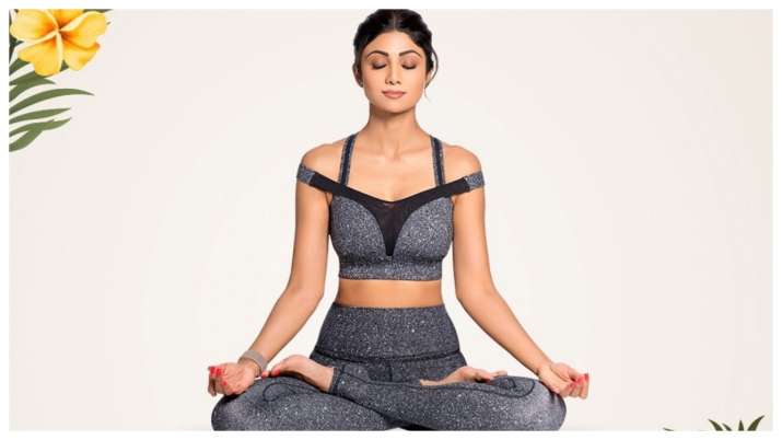 Yoga Day 2022: योग ने Shilpa Shetty को 40 के दशक में भी हॉट मां बनने में की मदद, जानिए उनके सफर के बारे में