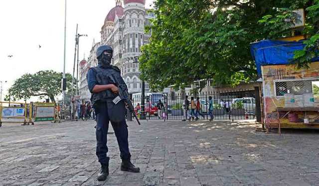 Mumbai Police has received threat of "26/11 like" terror attack in the city on WhatsApp number of Mumbai Police Traffic Control from a Pakistani number.