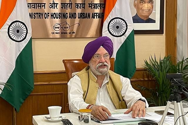 Union Urban Development and Housing Minister Hardeep Singh Puri on Wednesday (17 August 2022) reinstated 1,100 Rohingyas in EWS flats in Delhi's Bakkarwala areas. There has been a big controversy after retweeting a news link claiming to be settling.