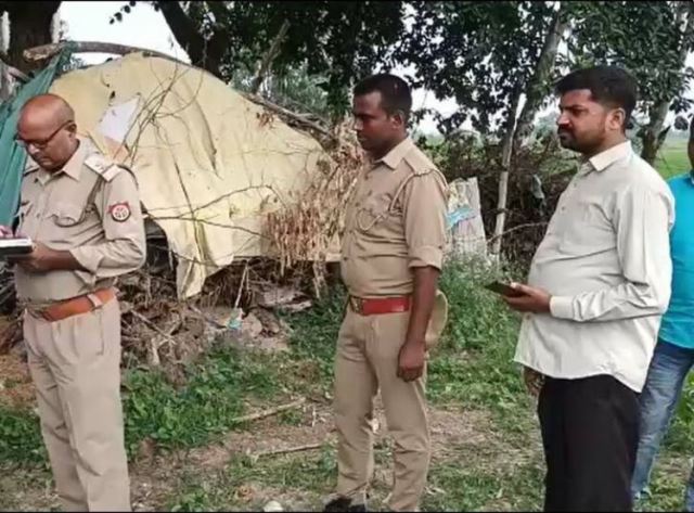 Barabanki District A heinous crime recently came to light in Uttar Pradesh when a woman's torso, right arm and leg were found in a village field.
