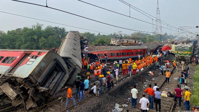 Odisha Train Accident A terrible train accident took place in Balasore, Odisha (June 2, 2023) at around 7 pm. More than 207 people died in this train accident on Friday.