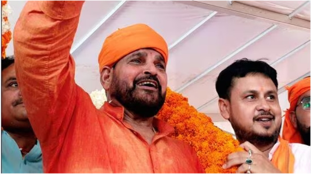 Wrestlers Protest Wrestling Federation of India (WFI) chief and BJP MP Brij Bhushan Singh recently claimed that he will contest the 2024 Lok Sabha elections from his Kaiserganj constituency in Uttar Pradesh.