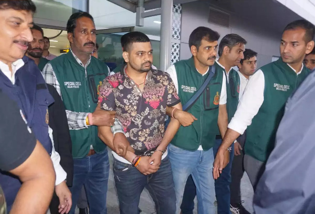 The Delhi Police filed a chargesheet in the Patiala House Court against gangster Deepak Boxer in a case registered under the Maharashtra Control of Organized Crime Act (MCOCA).