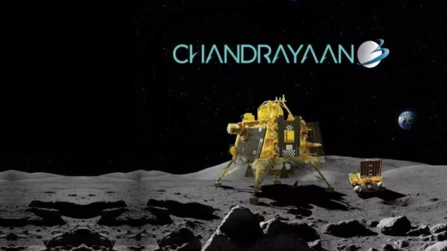 Mission Chandrayaan-3 After Vikram Lander landed on the lunar surface, it took some time to take out Pragyan Rover. This happened because the rover could not be launched until the dust from Vikram Lander's landing settled down.