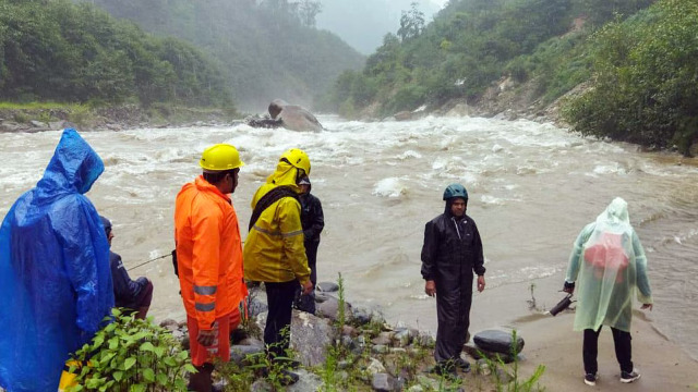 The Indian Meteorological Department (IMD) has today (12 August 2023) issued a red alert for Uttarakhand for August 13 and August 14. According to IMD, there is a possibility of heavy rains in Uttarakhand on August 13 and 14.